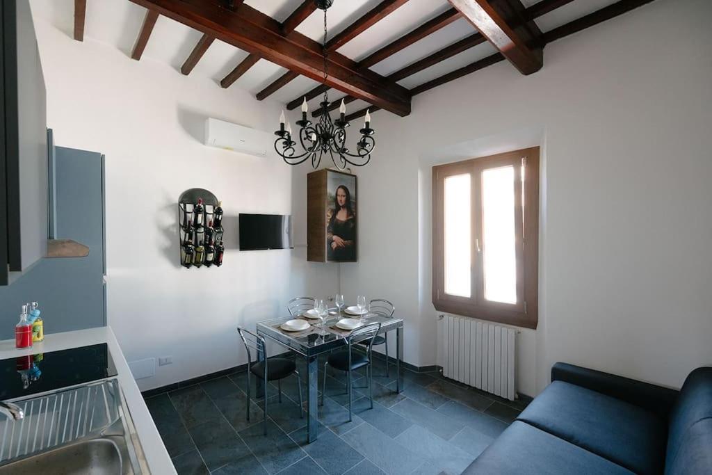 Casa Del Borgo Antico Apartment Poggibonsi Exterior photo